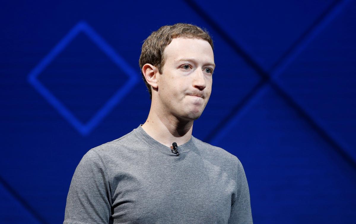 Mark Zuckerberg, Facebook | Facebook je imel v tretjem četrtletju leta 2021 1,93 milijarde dnevno aktivnih uporabnikov, v zadnjem četrtletju leta 2021 pa 1,929 milijarde aktivnih uporabnikov. Zmanjšanje je bilo minimalno, a dovolj skrb vzbujajoče, da se je trg odzval sunkovito. | Foto Reuters