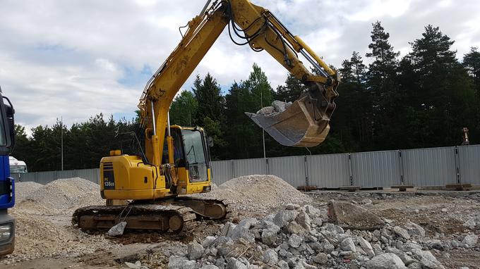 Trenutno dela potekajo na Torovem, v Logu in na izvozu pri Razdrtem. | Foto: Gregor Pavšič