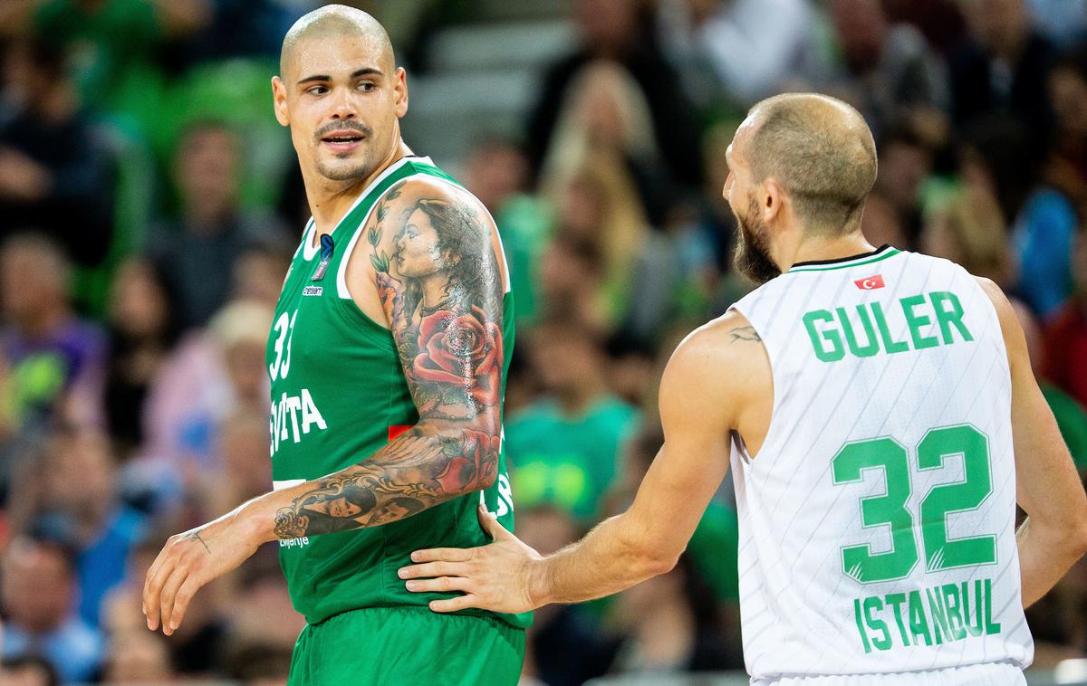 Maik Zirbes | Mike Zirbes je za Olimpijo igral v Eurocupu in ligi ABA. | Foto Vid Ponikvar