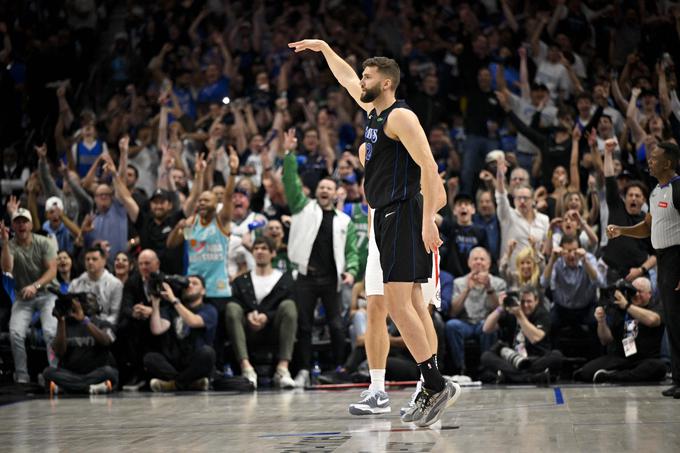 Maxi Kleber je zaradi poškodbe rame odpisan za serijo z Oklahomo. | Foto: Reuters