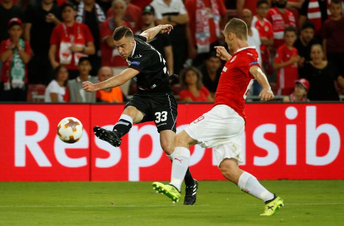 Črnigoj nima prijetnih spominov na zadnjo sezono v Luganu, kjer ga je vodstvo kluba čez noč postavilo na stranski tir. | Foto: Reuters