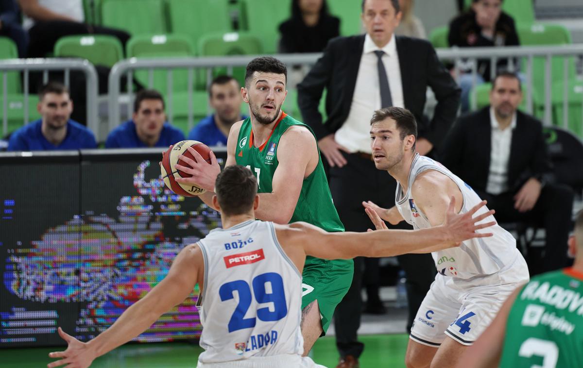 Karlo Matković Olimpija Zadar | Olimpija je doživela tretji poraz v ligi ABA v tej sezoni. | Foto www.alesfevzer.com