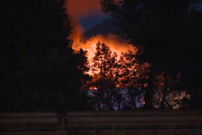 Požar Vrhnika za vroče. | Foto: Planet TV