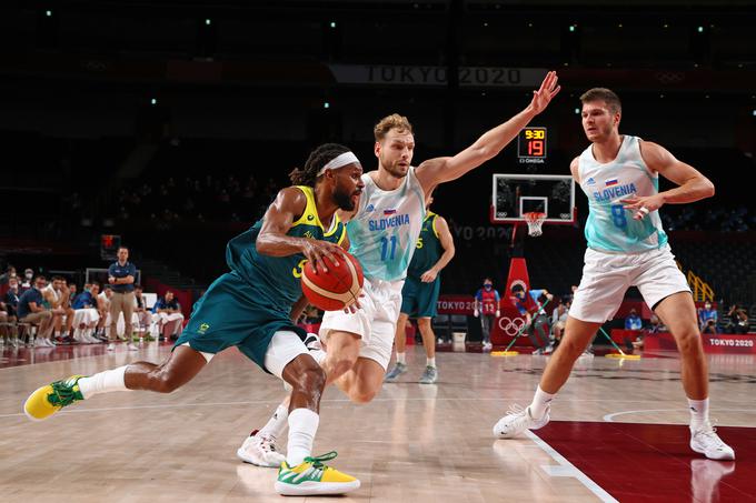 Patty Mills je bil v prvem polčasu s 26 točkami nerešljiva uganka. | Foto: Reuters