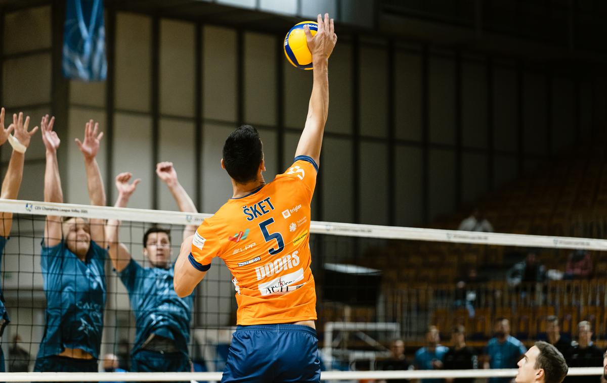 ACH Volley | ACH Volley je slavil na derbiju s kamniškim Calcitom. | Foto ACH Volley