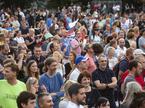 Nasilni protesti proti ukrepom vlade PCT.