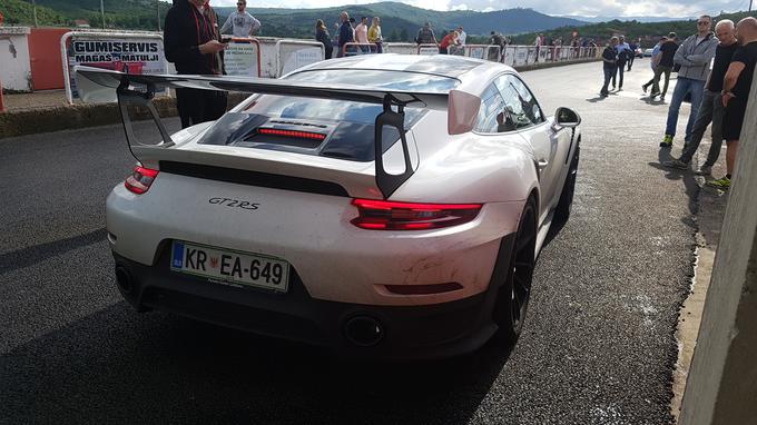 Slovenski porsche 911 GT2 RS. | Foto: Gregor Pavšič