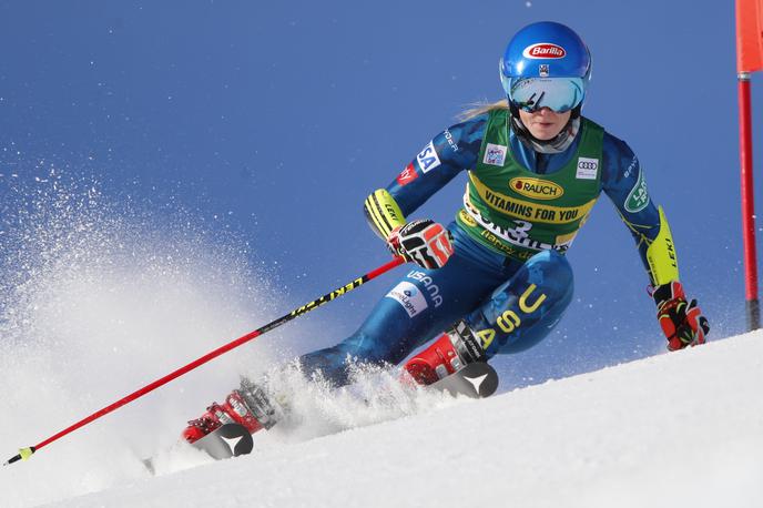 Mikaela Shiffrin | Mikaela Shiffrin je v Courcheveli prišla do prve zmage v sezoni. | Foto Guliverimage