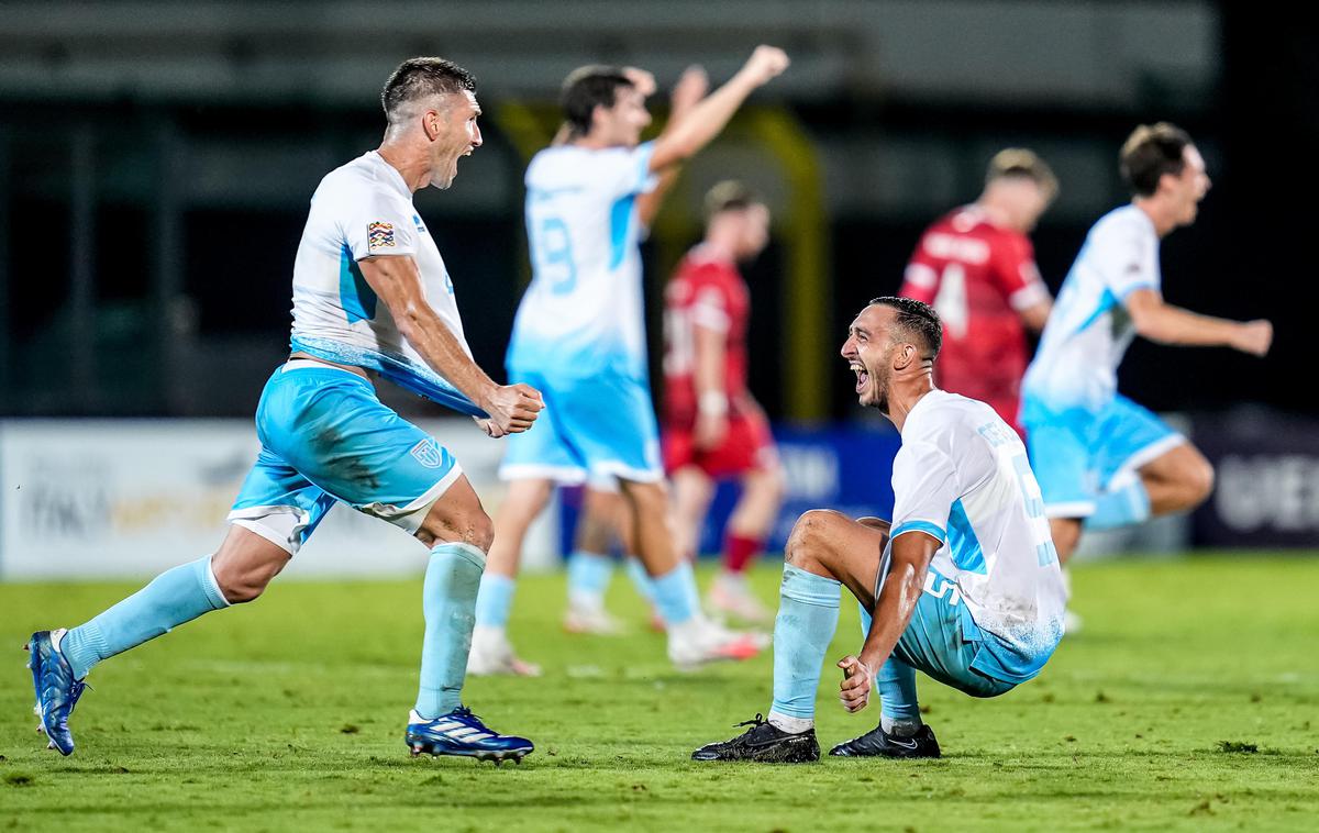 San Marino | Veselje nogometašev San Marina po zgodovinski zmagi v ligi narodov. | Foto Guliverimage