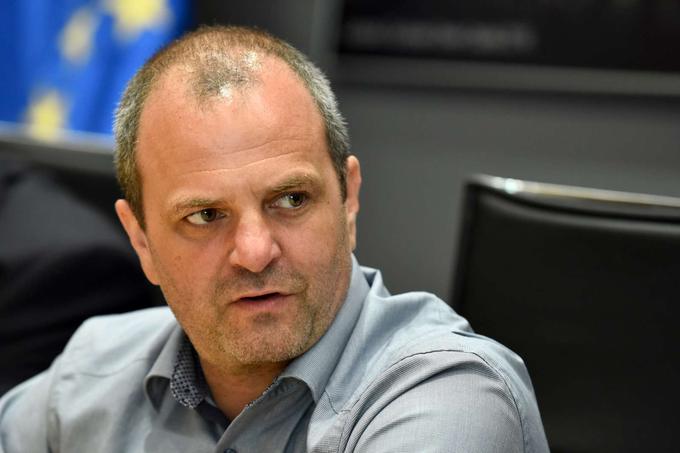 Skupaj z drugimi okoljski ministri EU je predlog podprl tudi slovenski minister Uroš Brežan. | Foto: STA ,