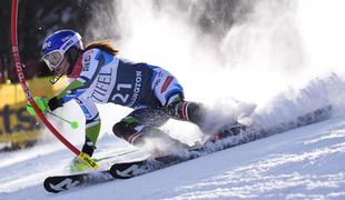 Rast od odsotnosti Shiffrin do prve zmage, Slokar pridobila 15 mest