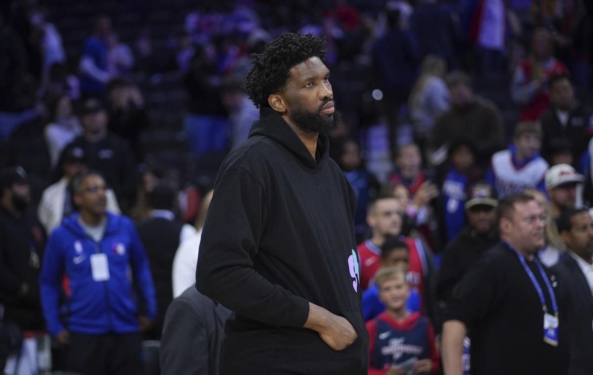 Joel Embiid | Joel Embiid si je zaradi incidenta z novinarjem prislužil tri tekme prepovedi. | Foto Guliverimage