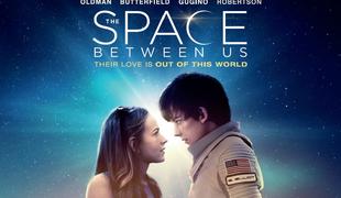 Vesolje med nama (The Space Between Us)