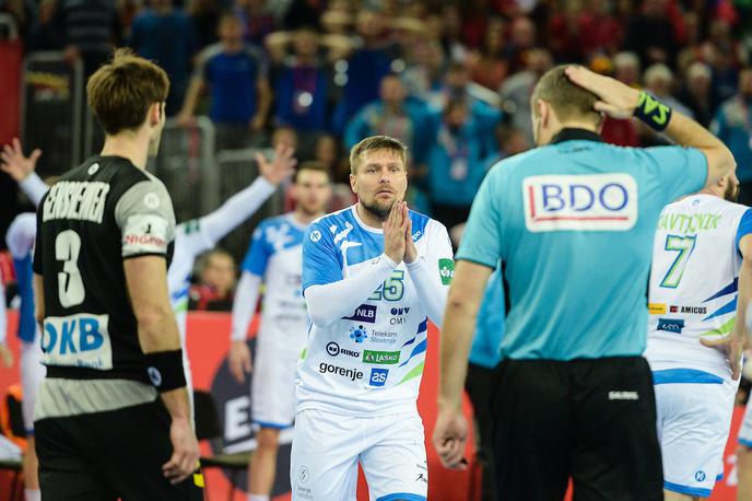 Marko Bezjak | Marko Bezjak se je zaradi zdravstvenih težav in klubskih obveznosti odločil za slovo od slovenske rokometne reprezentance.  | Foto Mario Horvat/Sportida