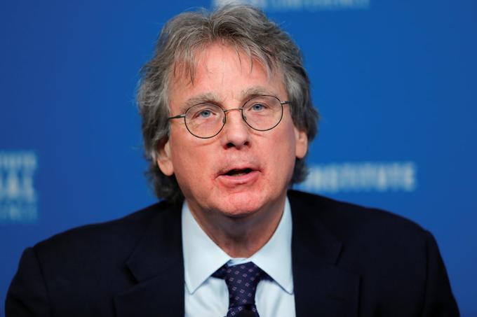 Roger McNamee, eden od prvih vlagateljev v Facebook in Zuckerbergov nekdanji mentor, zdaj pa velik kritik, je svetovne vlade večkrat pozval, naj državljanom onemogočijo dostop do Facebooka, dokler ta ne spremeni načina delovanja.  | Foto: Reuters