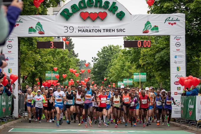 Na 39. izvedbi maratona treh src v Radencih je teklo več kot tri tisoč tekačev, v popoldanskih urah se je na progo podalo še več kot tisoč otrok. | Foto: Blaž Weindorfer/Sportida