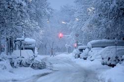 Hude težave v Nemčiji: sneženje ohromilo jug države in prekinilo letalski promet #foto #video