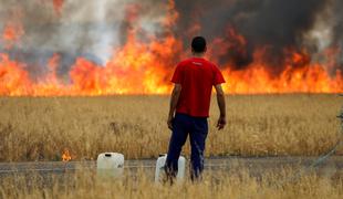 Rekordne temperature na londonskem letališču stopile stezo #foto #video