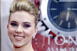 Scarlett Johansson se počuti osamljeno