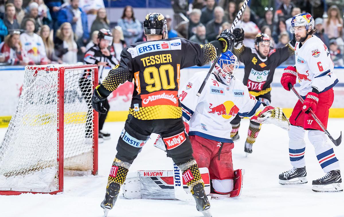 Red Bull Salzburg Vienna Capitals | Dunajčani so po podaljšku strli Salzburg in v seriji na štiri zmage povedli z 2:0. | Foto Sportida