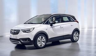 Opel crossland X: naslednik merive, ki z aduti crossoverjev nagovarja družine