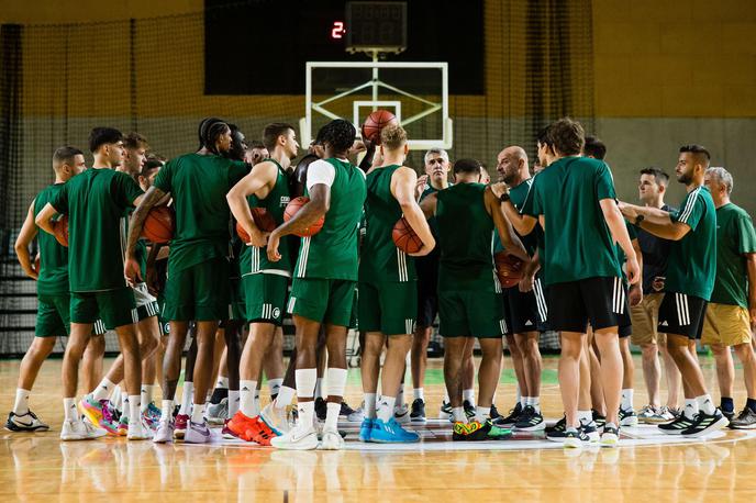 Cedevita Olimpija priprave | Na prvem košarkarskem treningu pred novo sezono Cedevite Olimpije. | Foto Grega Valančič/www.alesfevzer.com