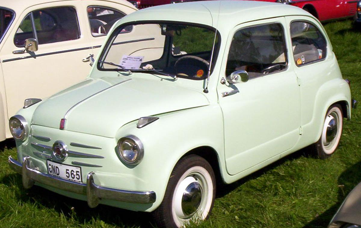 fiat 600 | Milenijci niso imeli stika s starodobniki, a si vseeno želijo lastiti avto, kot so ga vozili njihovi starši ali stari starši. | Foto Wikimedia