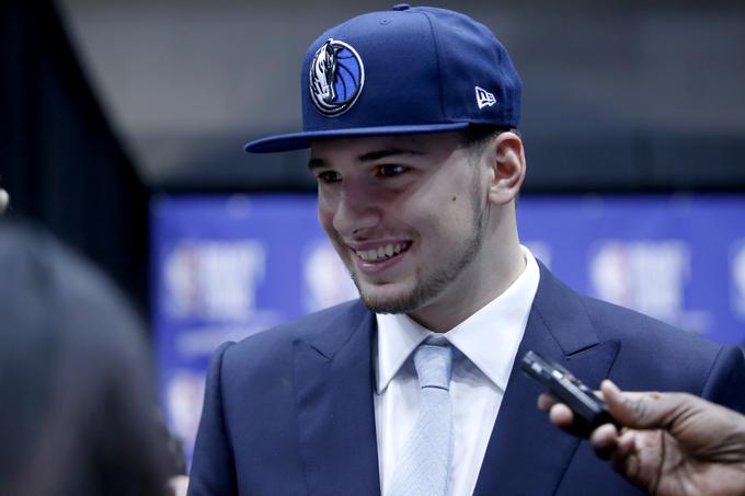 Vsi z nestrpnostjo pričakujejo, kako se bo na parketu lige NBA znašel Luka Dončić. | Foto: Getty Images