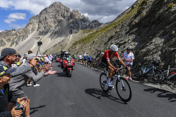 Warren Barguil | Zaradi okužbe z novim koronavirusom se z Dirke po Franciji poslavlja tudi Francoz Warren Barguil iz ekipe Arkea Samsic.  | Foto Guliverimage