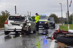 V prometni nesreči v Laznici umrl motorist #foto