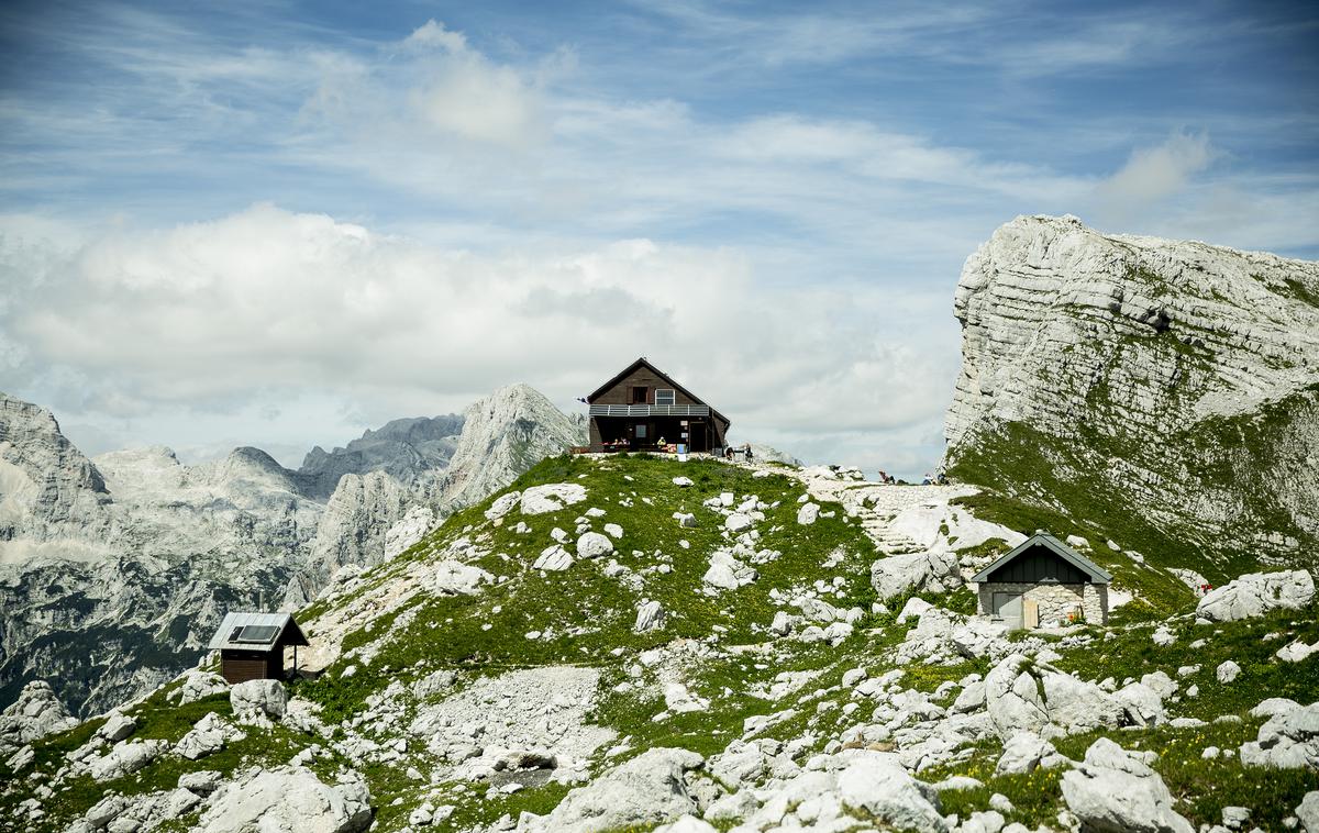 Zasavska koča na Prehodavcih, Prehodavci | Naj visokogorska planinska koča leta 2019 Zasavska koča na Prehodavcih je v finalu tudi letos. | Foto Ana Kovač