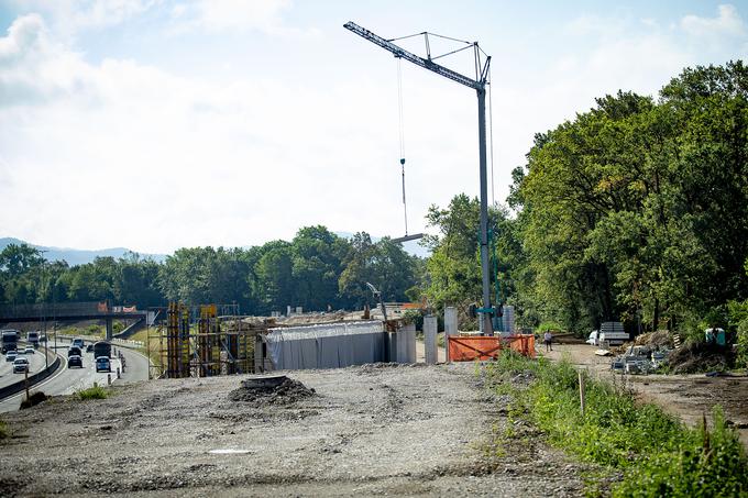 Na koncu Leskoškove ceste gradijo krožišče. | Foto: Ana Kovač