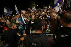 Izgredi v Izraelu. Več ranjenih, protestniki zahtevajo predčasne volitve. #video #foto