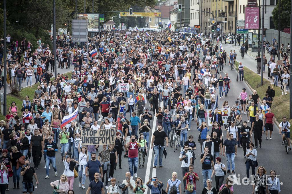 Protest nasprotnikov pogojev PCT v Ljubljani dne 29.9.2021