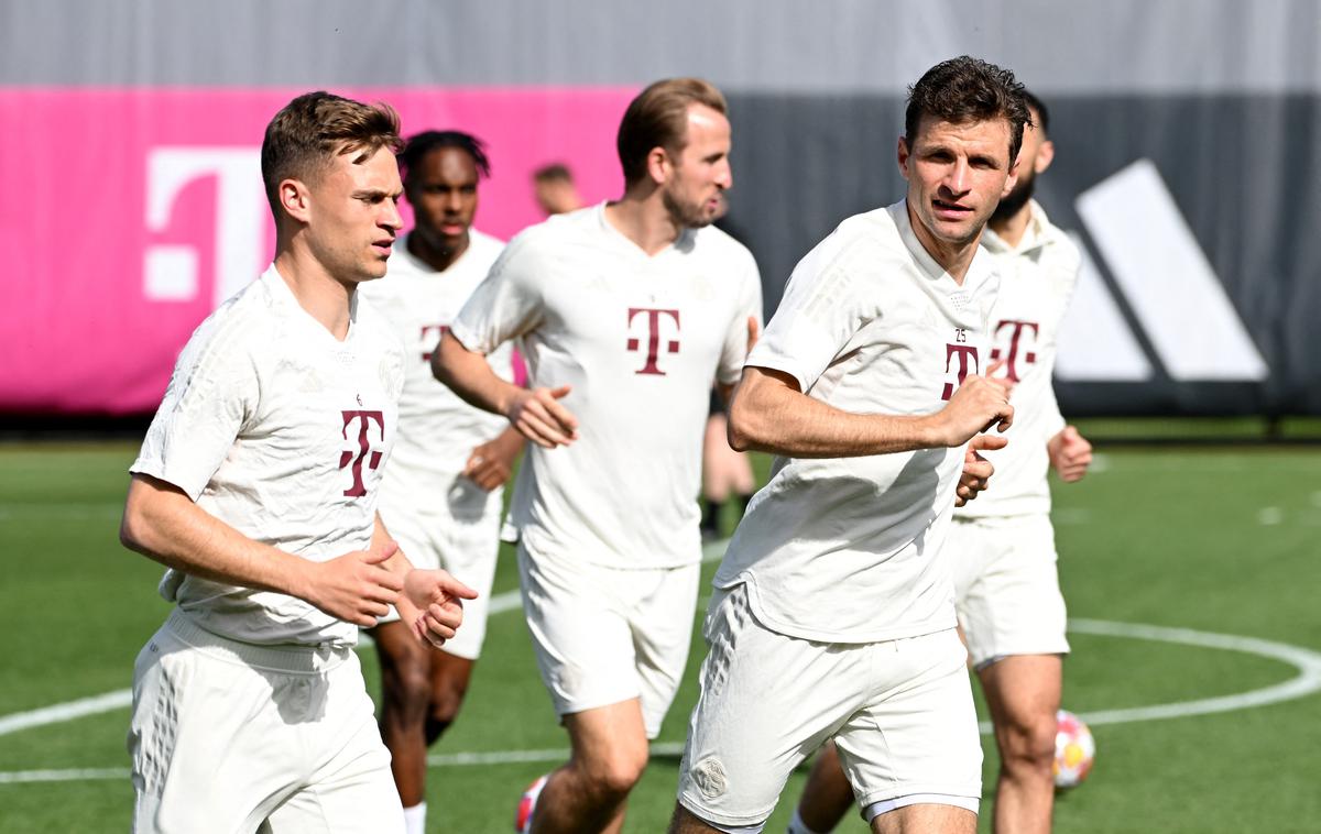 Bayern München Thomas Müller | Thomas Müller na Bayernovem zadnjem treningu pred torkovo tekmo z Realom. Opravili so ga v svojem centru na Säbener Strasse. | Foto Reuters