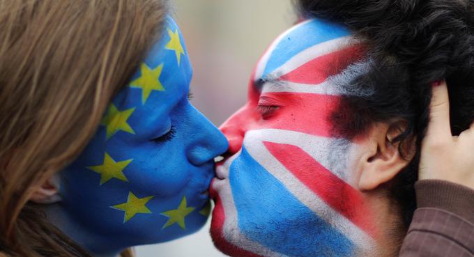 Velika Britanija je zaradi brexita nazadovala za 17 mest in se uvrstila tik pred Kitajsko. | Foto: Reuters