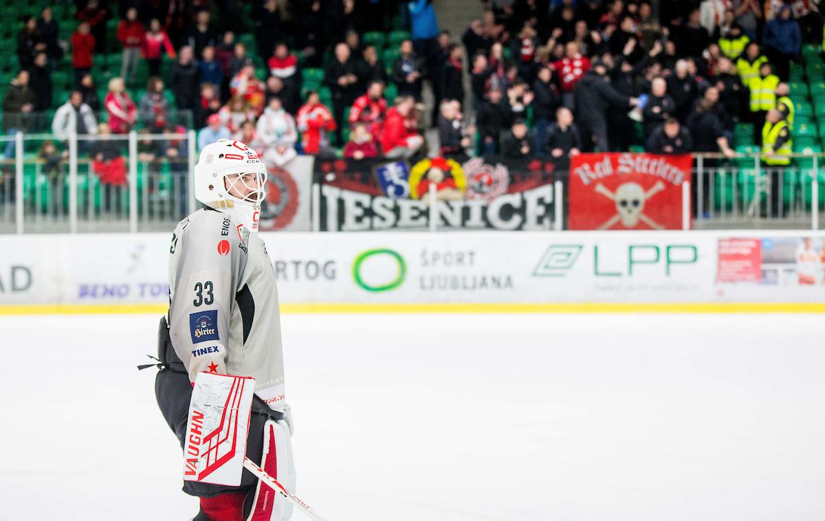 Clarke Saunders HK SŽ Olimpija HDD Jesenice | Vratar Clarke Saunders bo okreval dlje, kot so pričakovali na Gorenjskem, kjer iščejo zamenjavo. | Foto Žiga Zupan/Sportida