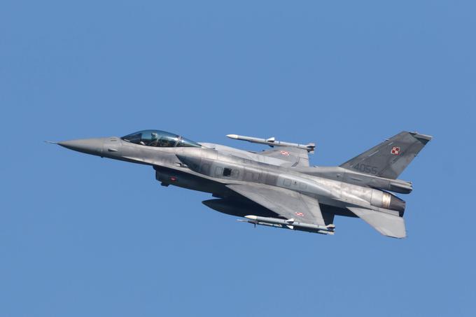 F-16 | Foto: Guliverimage