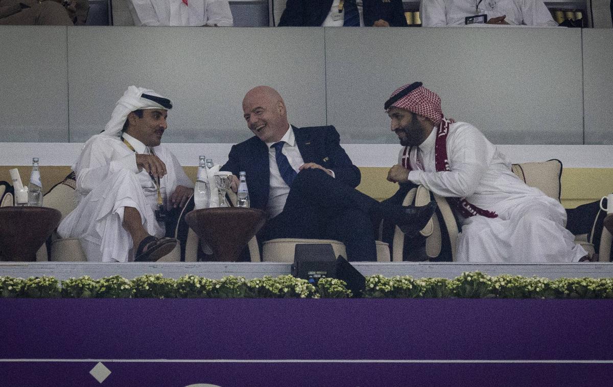 Tamim ben Hamad Al Thani, Gianni Infantino, Mohammed bin Salman | Katarski emir Tamim bin Hamad bin Kalifa al Tani, Gianni Infantino in Mohamed bin Salman na otvoritveni slovesnosti SP v Katarju | Foto Guliverimage