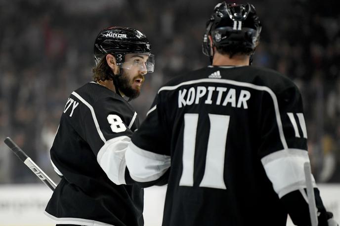 Anže Kopitar | Kapetan Anže Kopitar in soigralci so ponovno razočarali svoje navijače. | Foto Gulliver/Getty Images