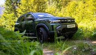 Dacia duster spet na slovenskih cestah: je cena še dovolj dostopna? #foto