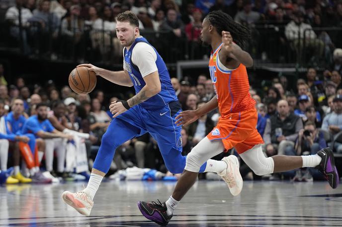 Dallas Mavericks , Luka Dončić | Luka Dončić se je dan po rojstvu prvorojenke Gabriele vrnil na parket, dosegel 36 točk, 15 skokov in 18 asistenc, a se na koncu ni mogel veseliti zmage. | Foto Guliverimage