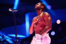 Usher, Super Bowl