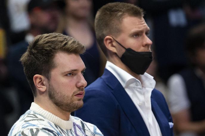 Luka Dončić, Kristaps Porzingis | Luka Dončić in Kristaps Porzingis ne na parketu ne ob njem nista našla skupnega jezika. | Foto Guliverimage