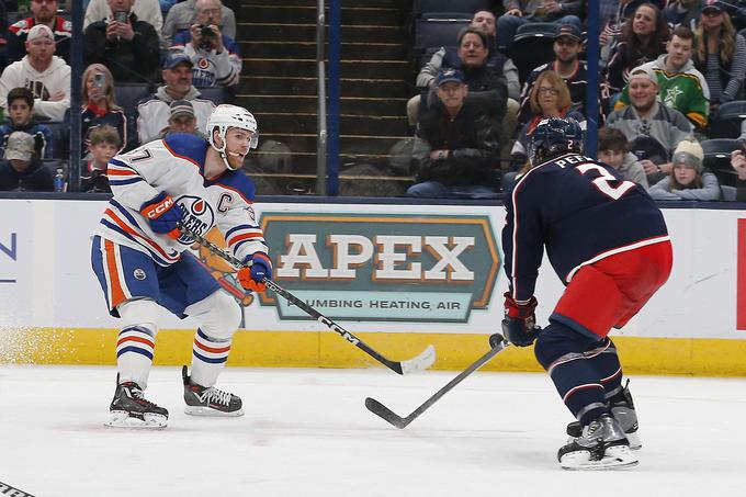 Connor McDavid je dosegel sto točk. | Foto: Reuters