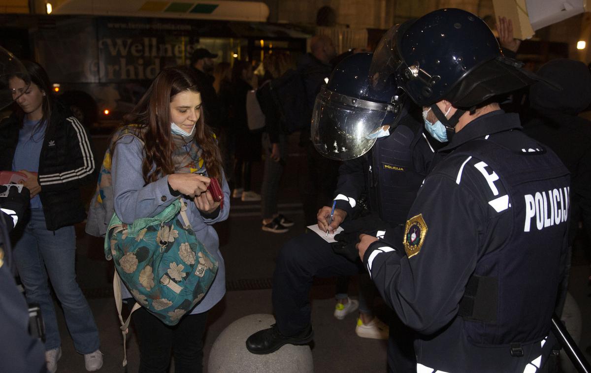 Protesti 20.10.2021 | Foto Bojan Puhek