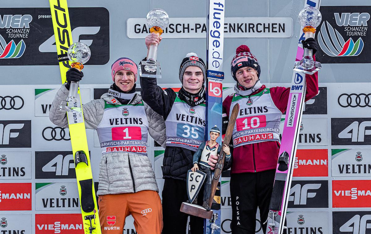 Zmagovalci Garmisch-Partenkirchen | Osrednji junaki tekme na novega leta dan - Karl Geiger, Marius Lindvik in Dawid Kubacki. | Foto Sportida