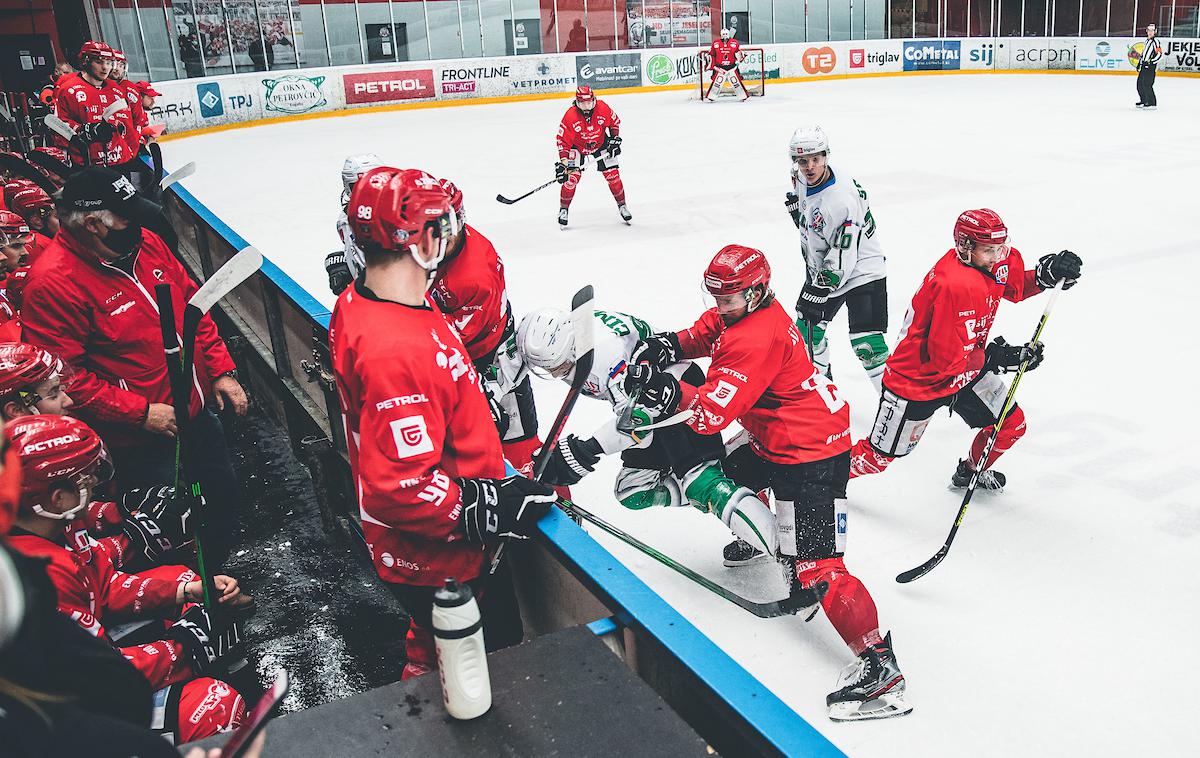 HDD SIj Acroni Jesenice - HK SŽ Olimpija | Lani je pokal osvojila ekipa Sija Acronija Jesenic, ki je v finalu s 7:1 premagala MK Bled. | Foto Grega Valančič/Sportida