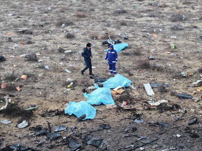 strmoglavljenje, letalo, Kazahstan | Foto: Reuters