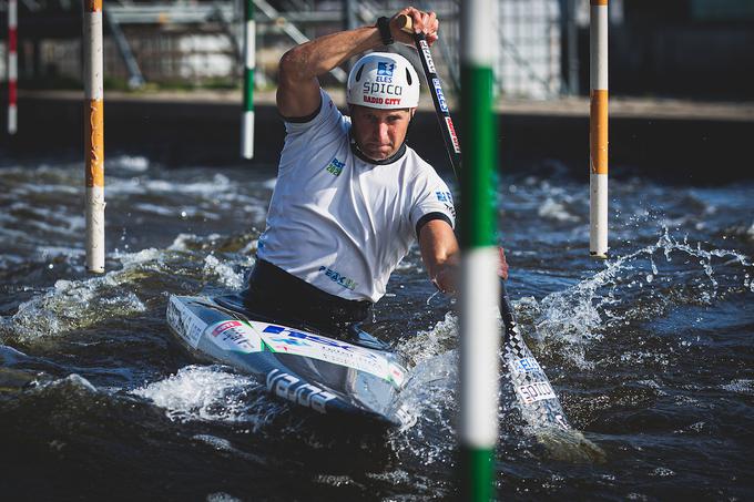 Benjaminu Savšku v bogati vitrini manjka le še olimpijska medalja.  | Foto: Grega Valančič/Sportida